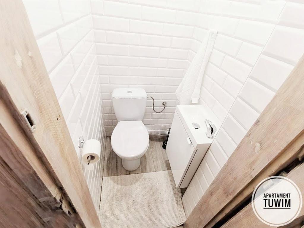 Apartament Tuwim Przemyśl Exteriör bild