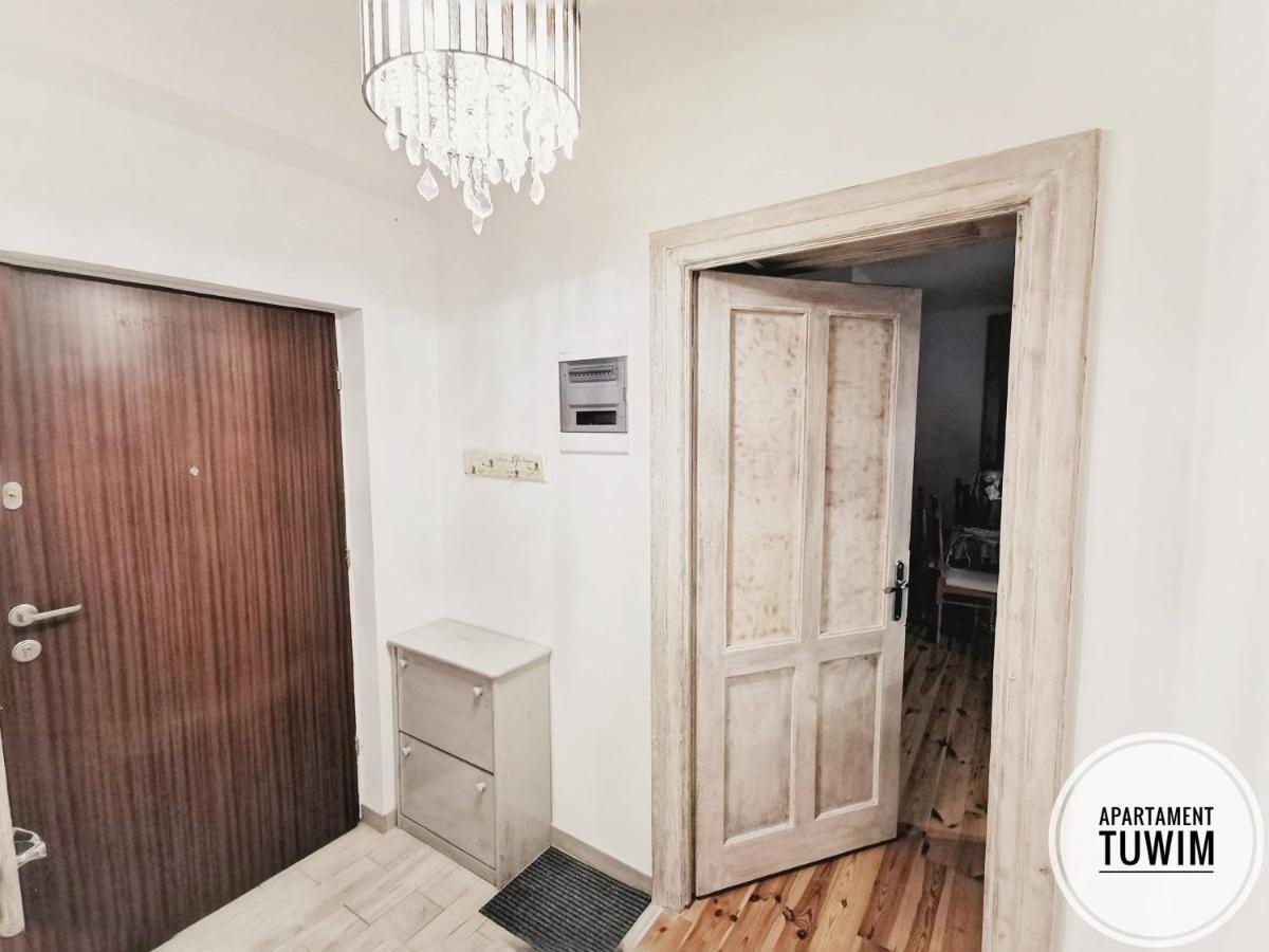 Apartament Tuwim Przemyśl Exteriör bild
